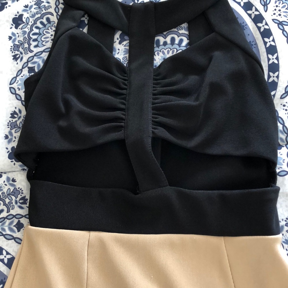 Dress - Picture 3 of 4